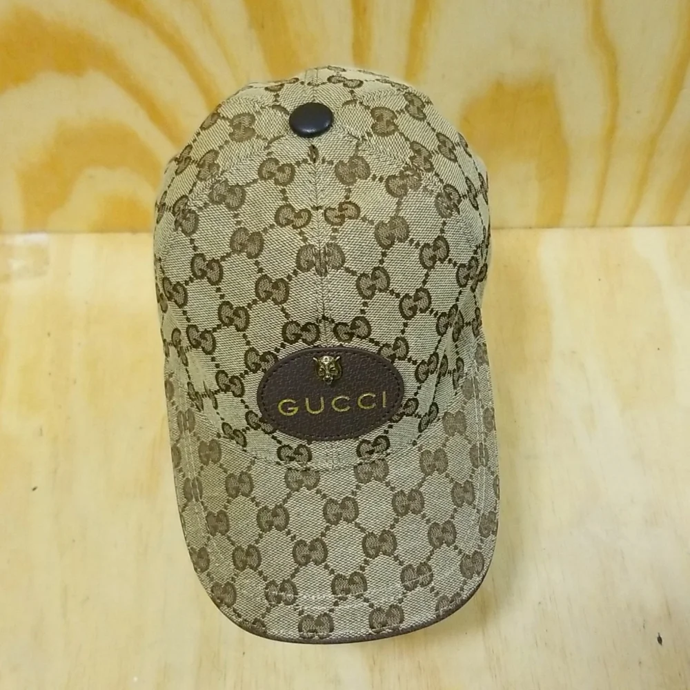Gucci Monogram Snapbaback hat Unisex